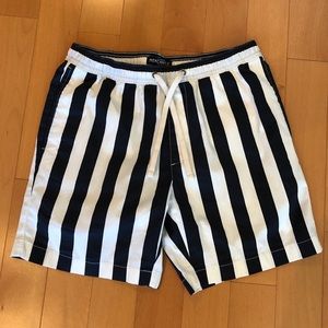 J Crew Mercantile B&W Shorts